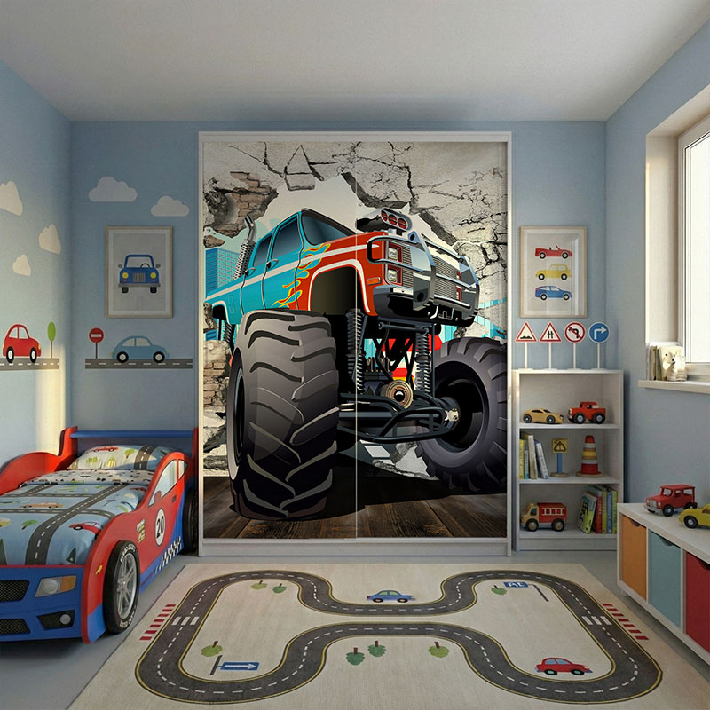 Monster Truck przebija ścianę #ul245