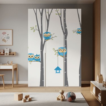 Naklejka na meble Niebieskie sowy na drzewach